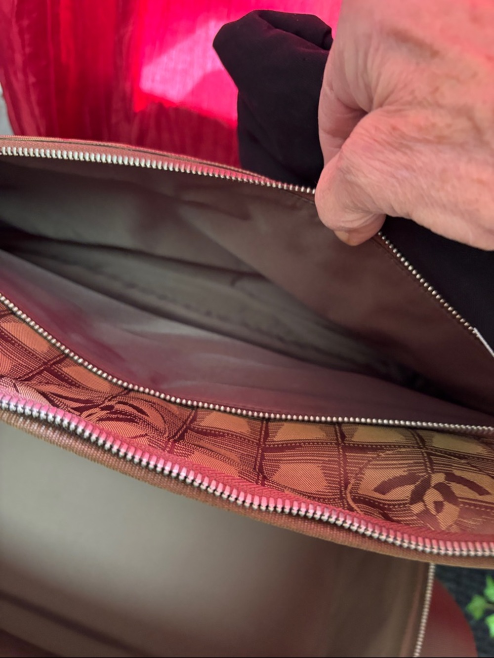 RARE CHANEL Unisex Monogram Travel Bag with Top Handle/ Shoulder Strap- NWOT - Picture 8 of 12